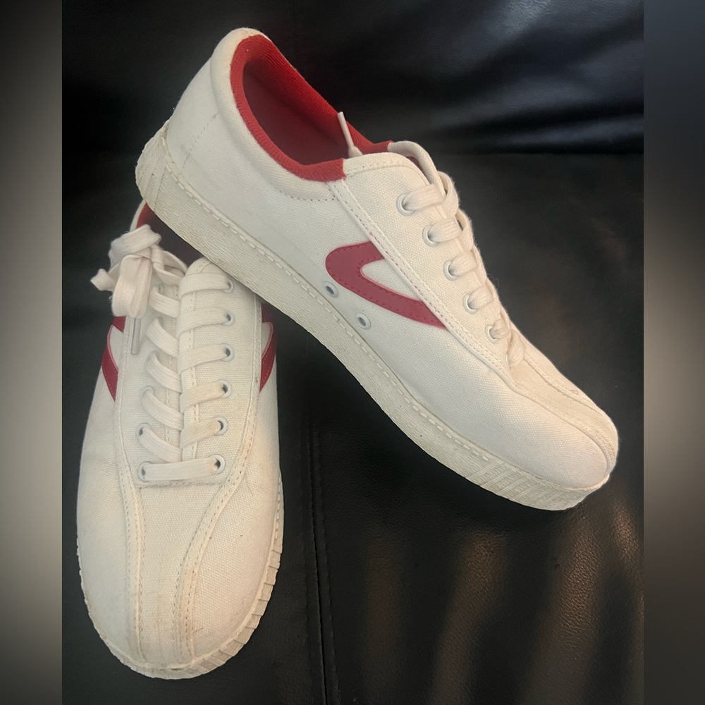 Mens tretorn size 10